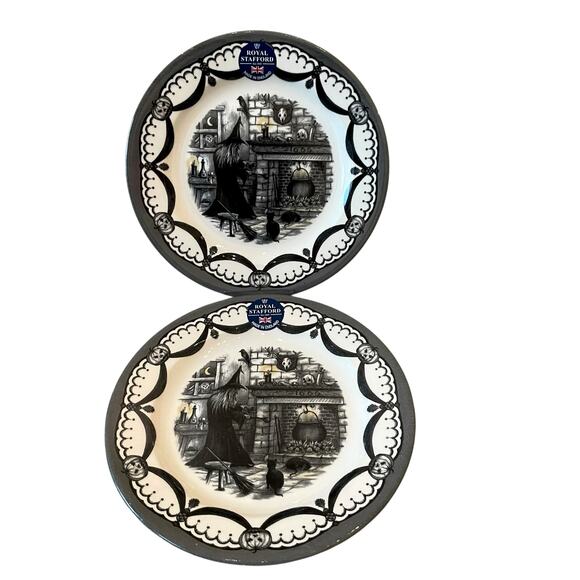 Royal Stafford Halloween Salad Plates 8.5in Porcelain Set of 2 Spooky Boo New - Picture 7 of 8